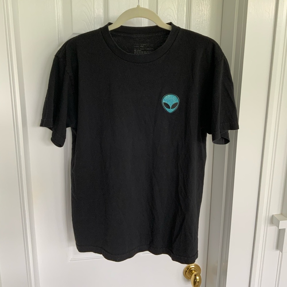 Thrifted black alien t shirt